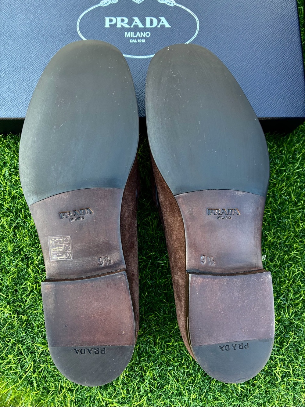 PRADA BROWN CALF SUEDE LOAFERS METAL TRIANGLE LOGO MEN’S SZ UK 9.5 / US 10.5 NEW - Picture 11 of 16